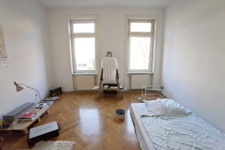 Symbolbild zum Schweizer Wohnungsmarkt: Wohnungsnot in Basel: Senioren sollen mit Studenten zusammen wohnen